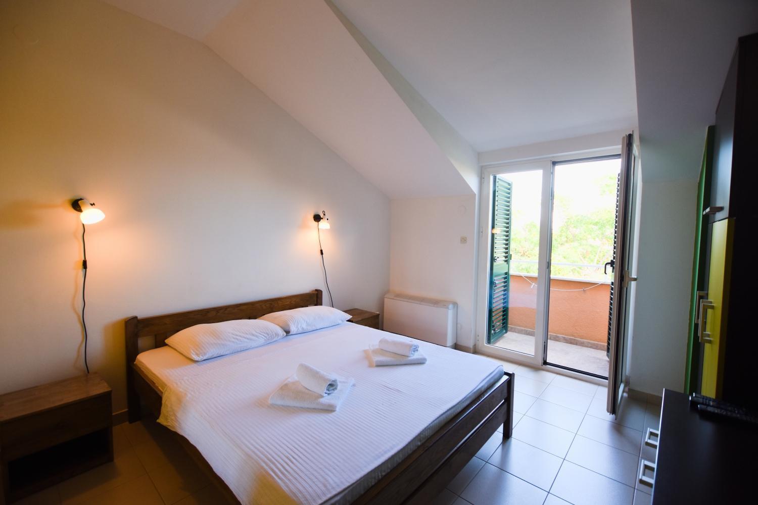 Hotel Pansion Hrga Vodice Exterior foto