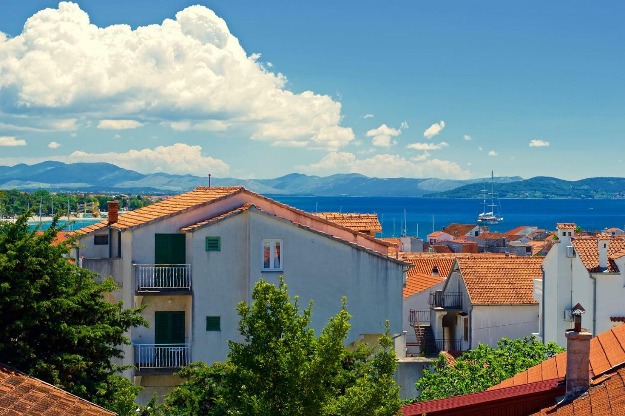Hotel Pansion Hrga Vodice Exterior foto
