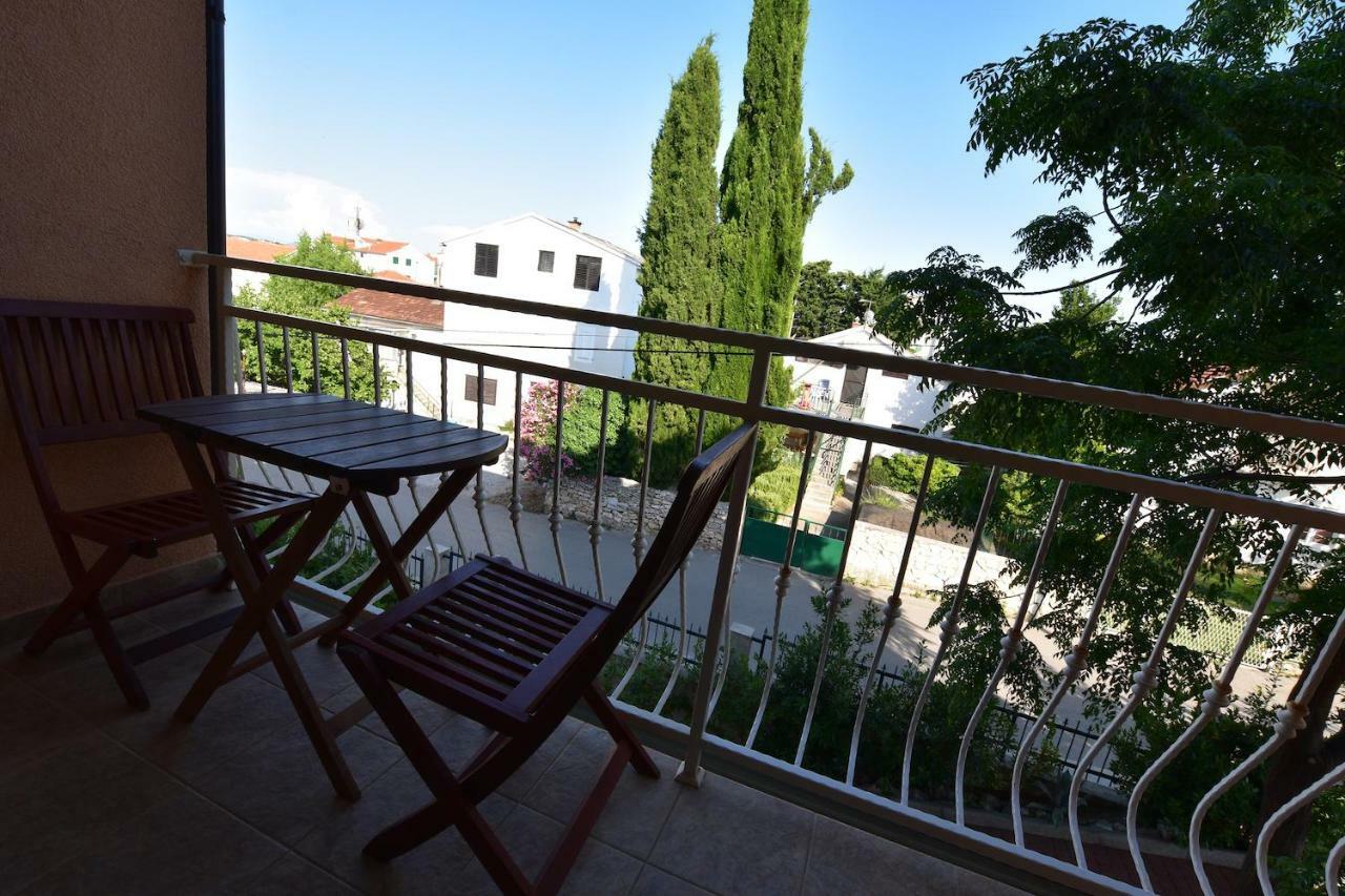 Hotel Pansion Hrga Vodice Exterior foto