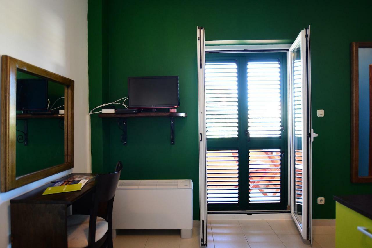 Hotel Pansion Hrga Vodice Exterior foto